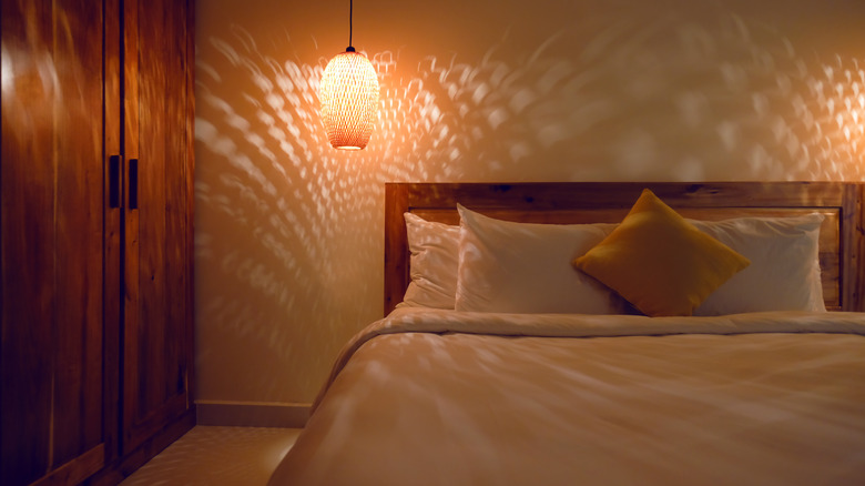 Tropical lighting for bedroom