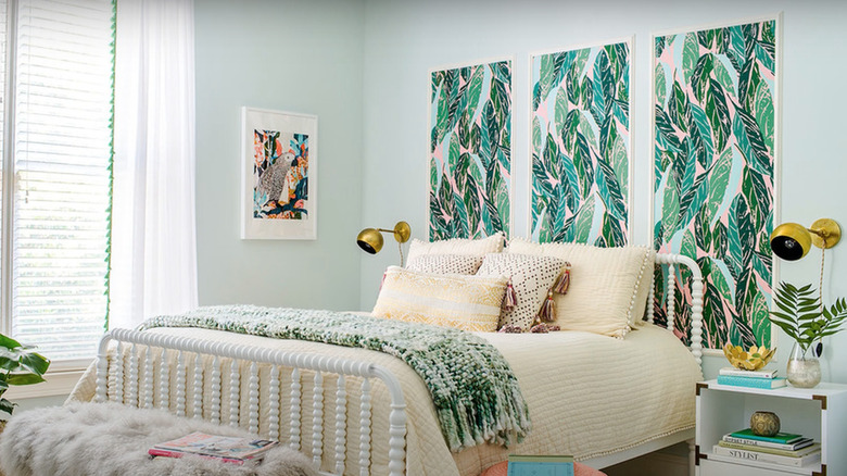 Tropical bedroom art