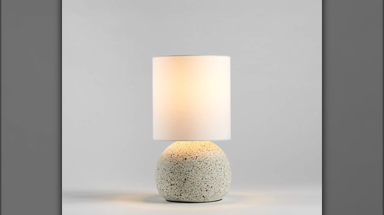 Off-white terrazzo lamp