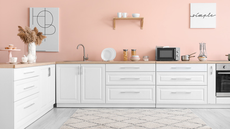 Pink kitchen 