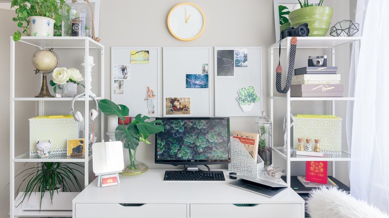 Maximalist workspace