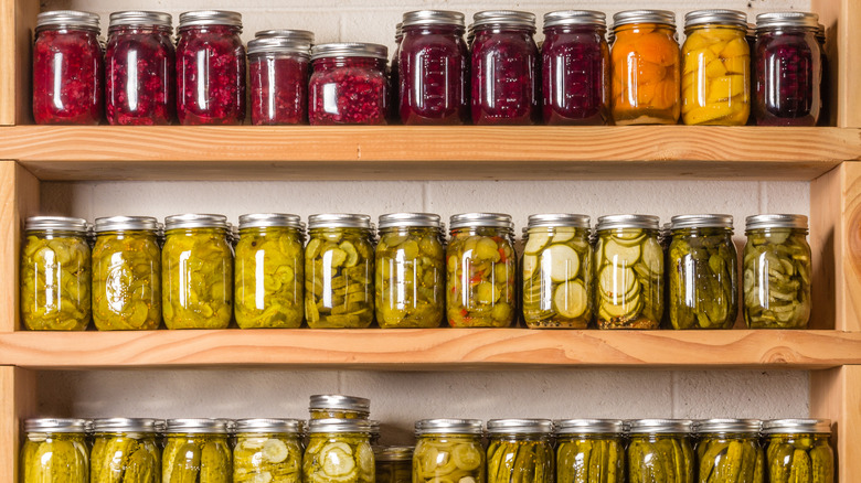 30 Perfectly Organized Pantries To Inspire A Tidy Kitchen