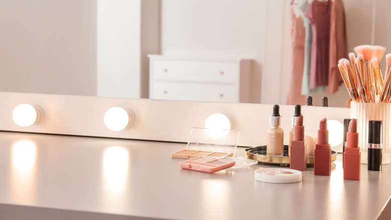 vanity mirror with makeup