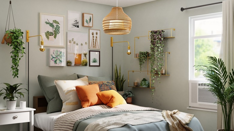 green small bedroom 