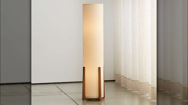 30 Stylish Floor Lamps To Brighten Any Dimly Lit Corner