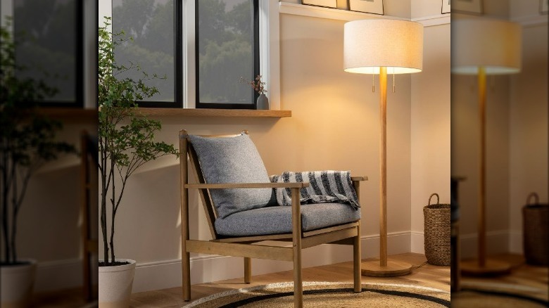 Simple wood base floor lamp