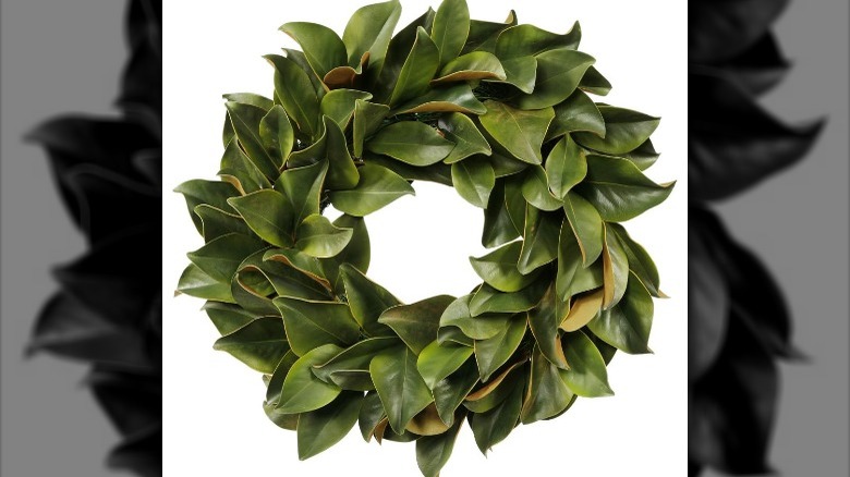 Magnolia leaves wreath 