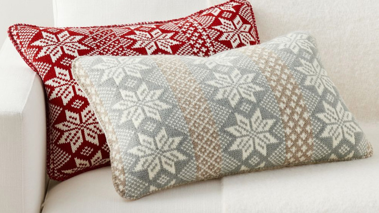 Patterned throw pillows