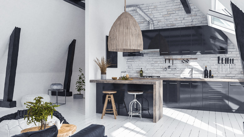 mismatched stools at kitchen bar