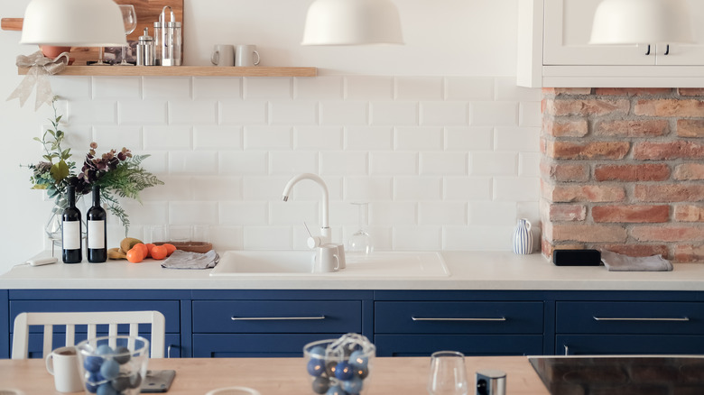 subway tiles with red brick