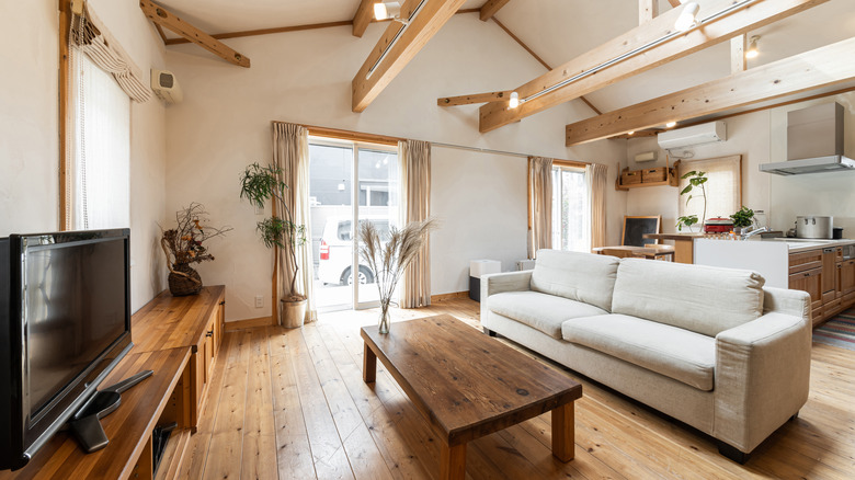 beams in living room 