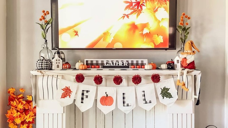 Fall pennant on mantel