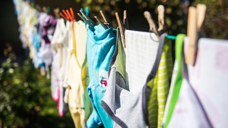 clothesline