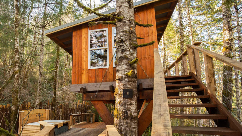 Heartland Treehouse in Oregon 