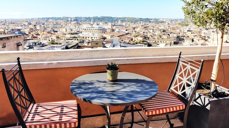 Rooftop balcony dinning set