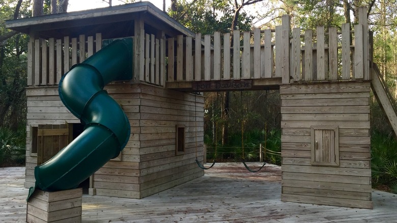 Children floor balcony playset