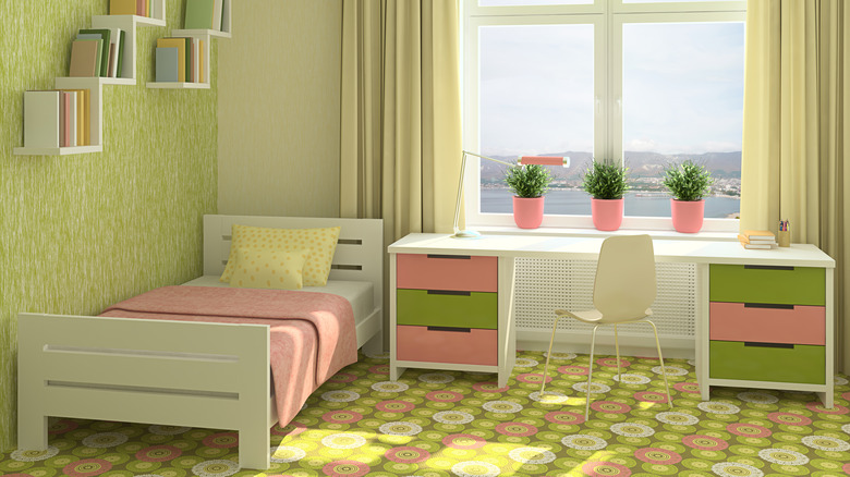 green and pink bedroom 