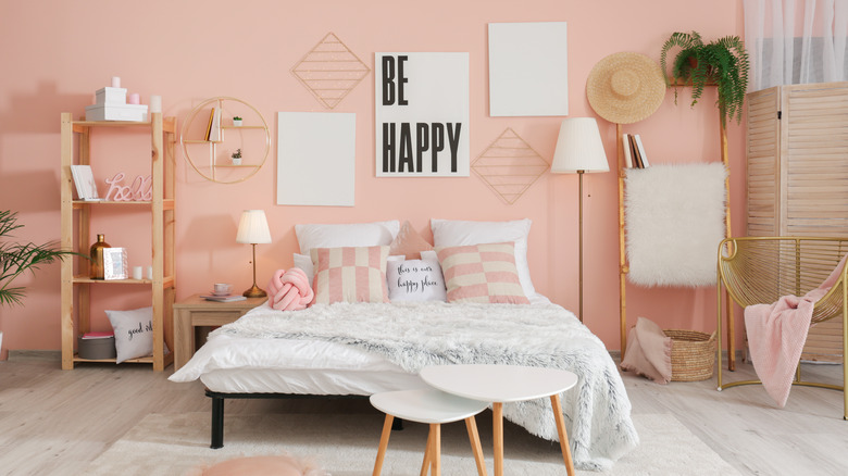 pink bedroom