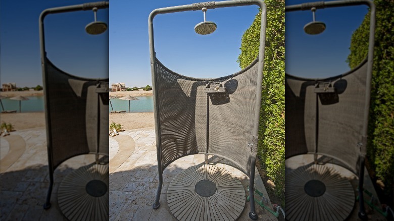 cloth outdoor shower