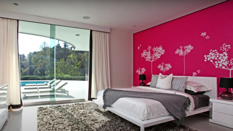 Pink room with floral design