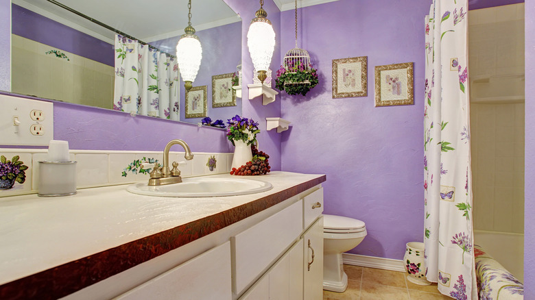 Floral purple bathroom