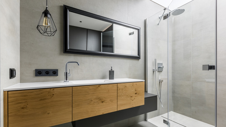 grey tile bathroom 