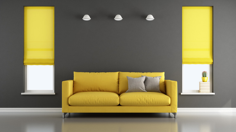 Room with yellow fitted blinds