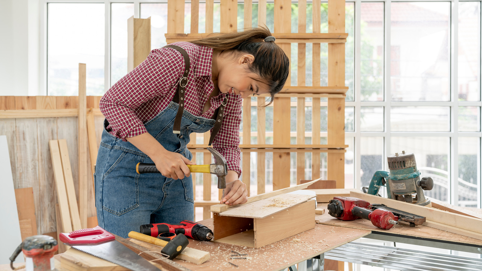 Carpenter Marketing: Top 25 Carpentry Business Marketing Ideas