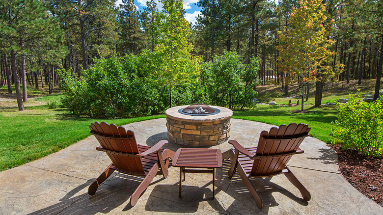 patio with a fire pit