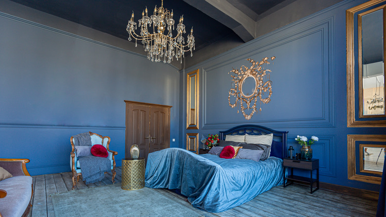 deep blue living room ceiling