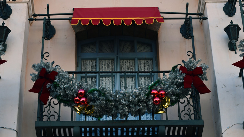 Christmas garland on balcony