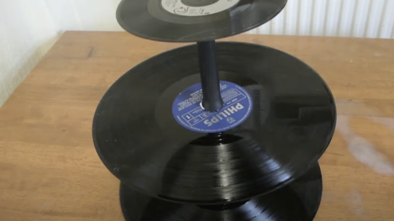 vinyl record cupcake stand 