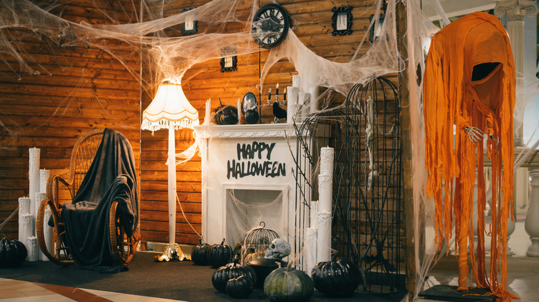 Halloween living room decorations