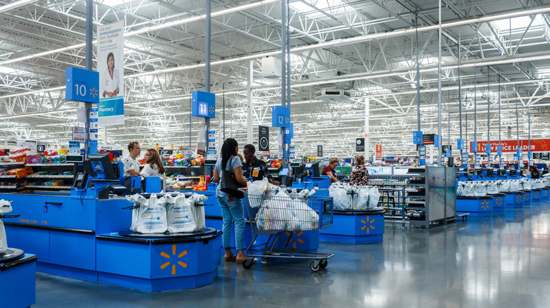 Cashier lines at Walmart