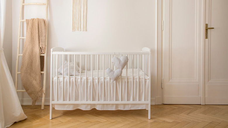 Baby crib