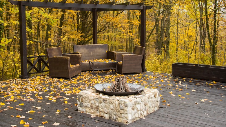 outdoor fire pit