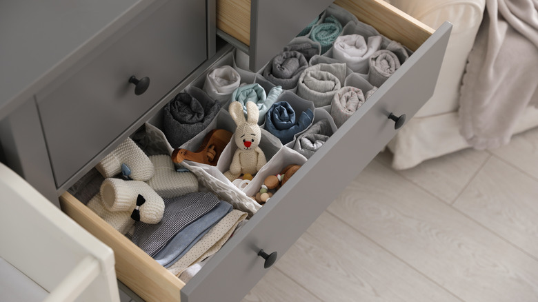 child bedroom drawer with sections