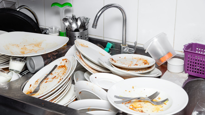 pile of dirty dishes