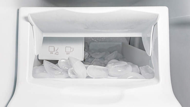 Freezer ice maker