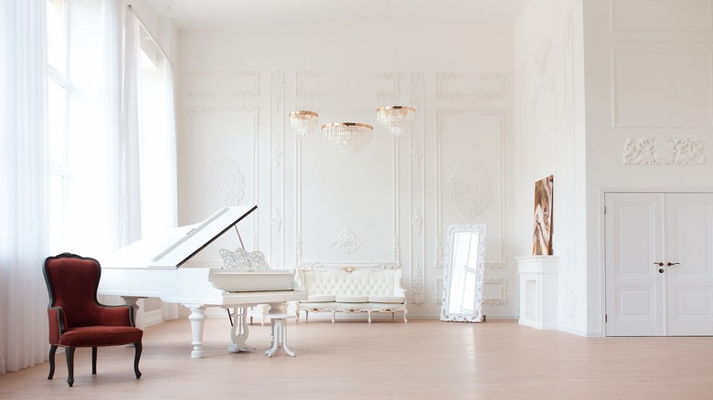 glam room with chandeliers