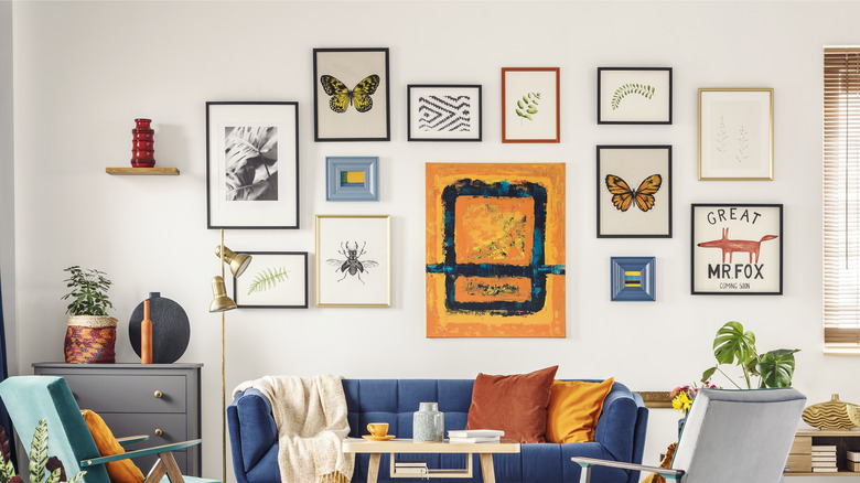 Wall decor with a lot of frames