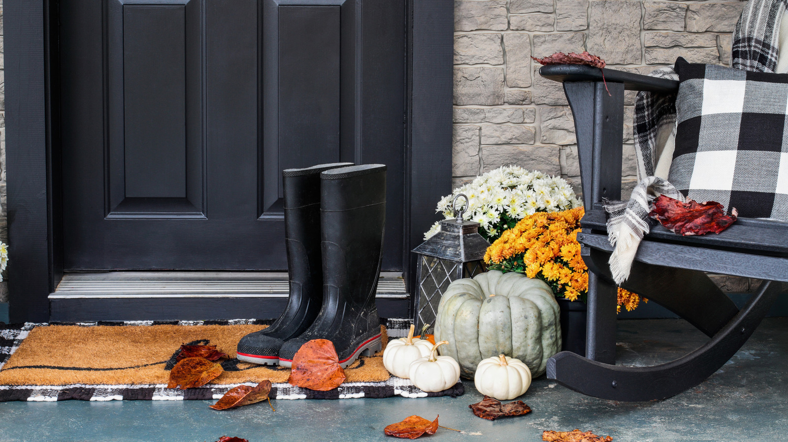 5-tips-for-decorating-your-front-porch-for-fall