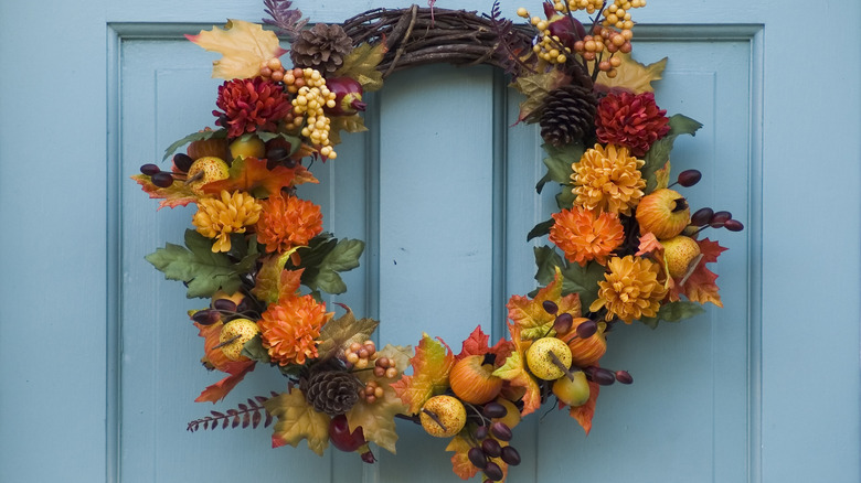 Fall foliage wreath