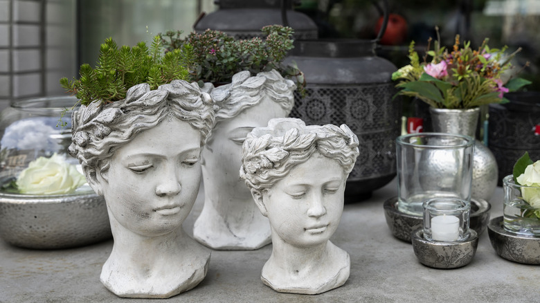 bust planters