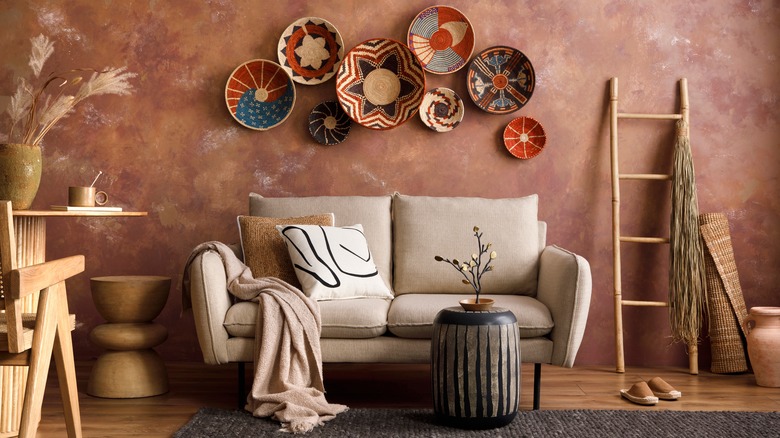 boho style plate decor