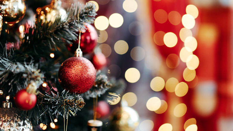 Christmas tree with red ornaments