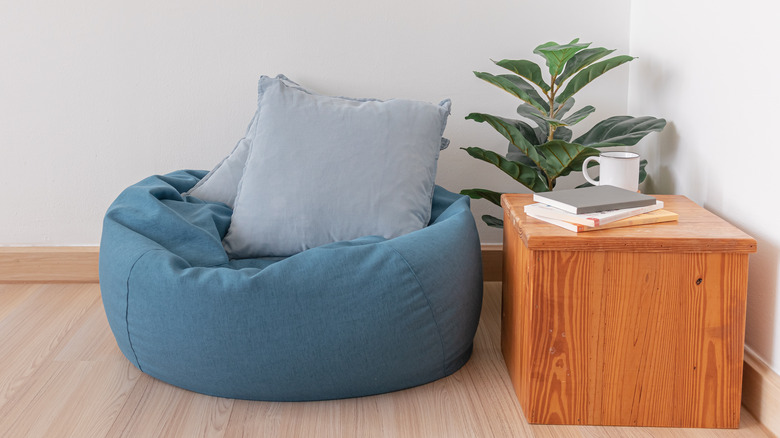 Bean bag chair with table