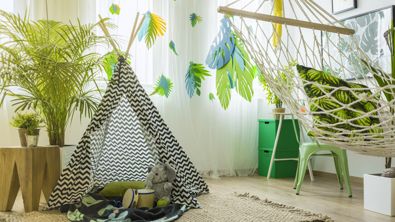 jungle themed children's room