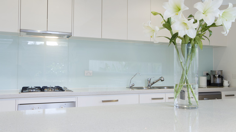 blue kitchen backsplash