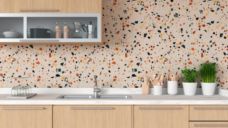 Backsplash design in kitchen